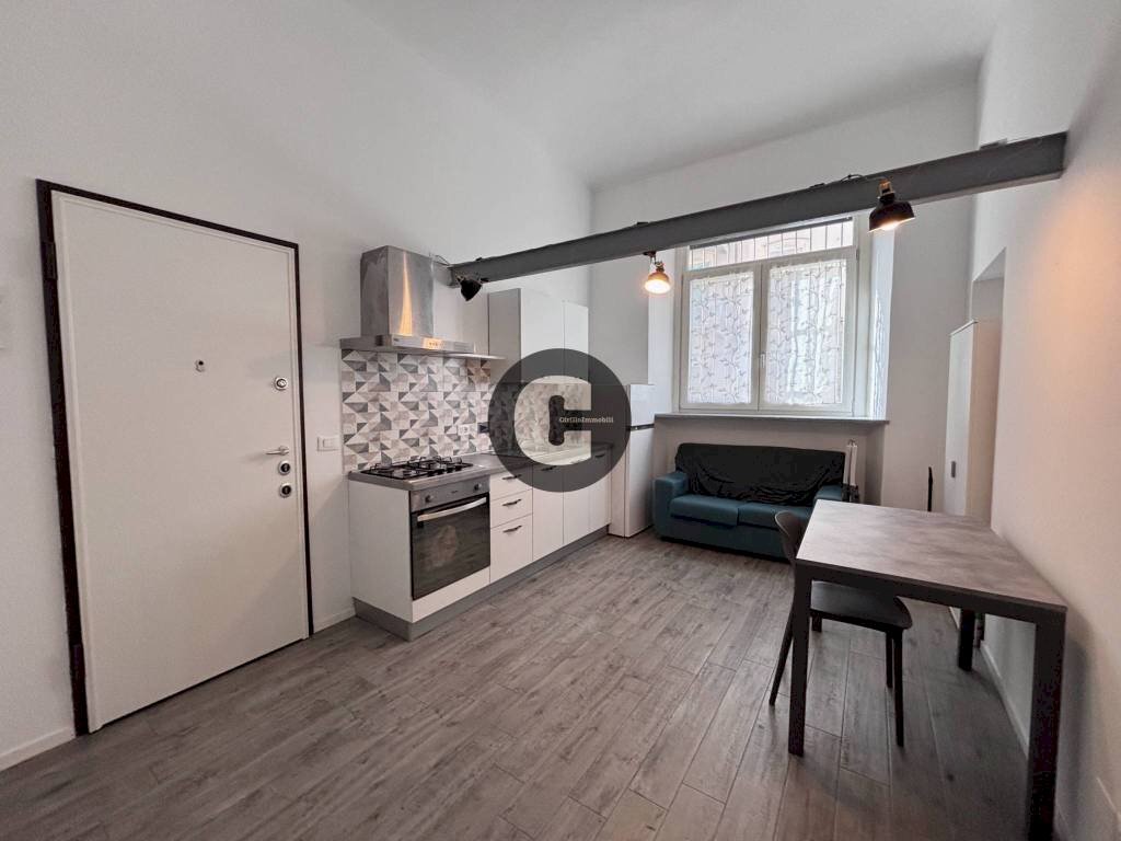 Ingresso - Two-room apartment via Cossila, 12, Torino (neighborhood Vanchiglietta) - photo 3