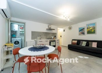 Salone - Appartamento via Vittorio Emanuele Orlando, 32, Catania - foto 2