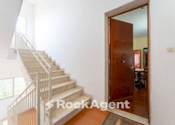 Interno palazzo - Appartamento via Litteri, 9, Aci Castello - foto 4