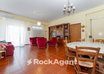 Salone - Appartamento via Litteri, 9, Aci Castello - foto 6