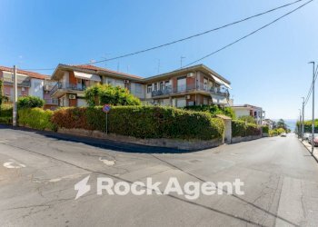 Zona - Appartamento via Mollica, 47, Aci Castello - foto 2