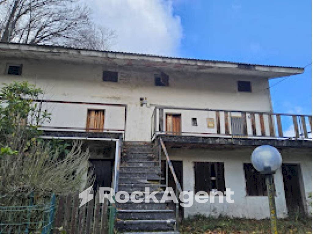 Facciata - Bilocale Ninfo, VV, Serra San Bruno - foto 1