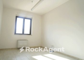 Camera da letto - Ufficio via Vitantonio Conversi, Matera - foto 8