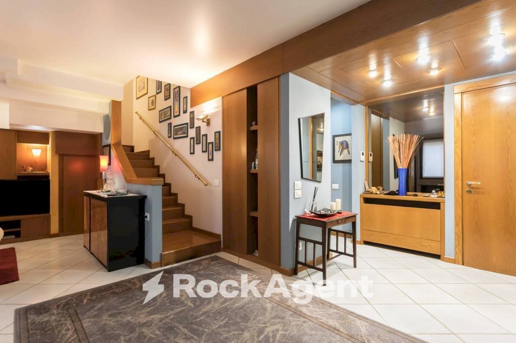 Salone - Stabile - Palazzo via della Vittoria, 8, Bonate Sopra - foto 1