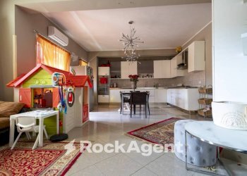 Salone - Appartamento via Carlo Pisacane, 20, Catanzaro - foto 33