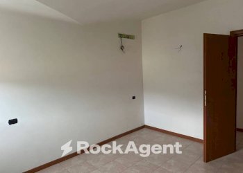 Camera da letto - Attico via del Villino, Alanno - foto 5