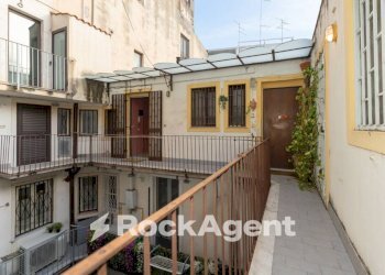 Cortile interno - Bilocale via Gabriello Carnazza, 13, Catania - foto 20
