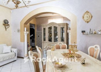 Salone - Casa indipendente via Molino D'Agogna, 6, Galliavola - foto 17