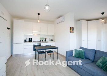 Salone - One-room apartment via Ildebrando della Giovanna, 81, Roma (neighborhood Massimina) - photo 7