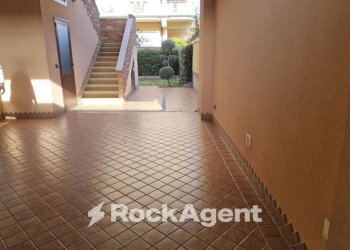 Interno palazzo - Villa a Schiera strada Statale 106 Jonica, 20, Camini - foto 19