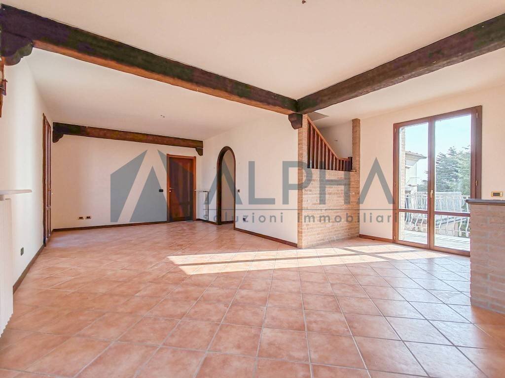 Cucina - Trilocale via Alessandro Plessi, Vignola - foto 1