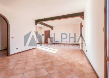 Cucina - Trilocale via Alessandro Plessi, Vignola - foto 4