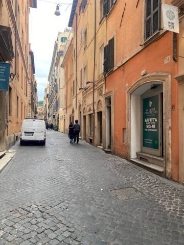 Zona - Negozio via Vittoria, Roma (zona Centro Storico) - foto 3