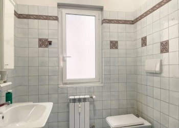 Bagno - Appartamento viale Ammiraglio del Bono, Roma (zona Lido di Ostia) - foto 11