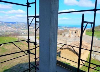 Lottoedificabile con palazzina in costruzione (10) - Terreno edificabile Colonnella - foto 5