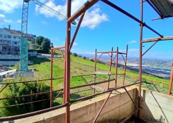 Lottoedificabile con palazzina in costruzione (7). - Terreno edificabile Colonnella - foto 8