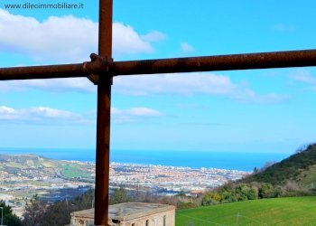 Lottoedificabile con palazzina in costruzione (2). - Terreno edificabile Colonnella - foto 10