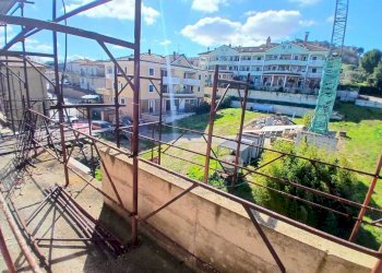 Lottoedificabile con palazzina in costruzione (20) - Terreno edificabile Colonnella - foto 11