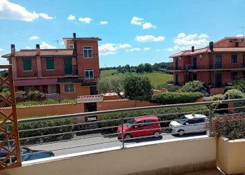 Affaccio - Three-room apartment Via della Riserva di Livia 111, Roma - photo 2