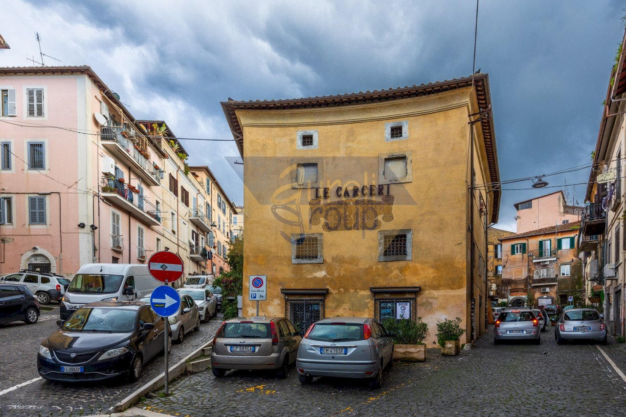 Esterno - Locale Commerciale Via Nazario Sauro, Genzano di Roma - foto 2