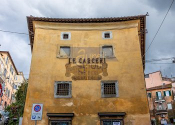 Esterno - Locale Commerciale Via Nazario Sauro, Genzano di Roma - foto 1