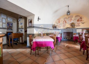 Interno - Locale Commerciale Via Nazario Sauro, Genzano di Roma - foto 8