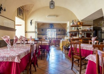 Interno - Locale Commerciale Via Nazario Sauro, Genzano di Roma - foto 11