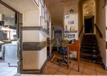 Interno - Locale Commerciale Via Nazario Sauro, Genzano di Roma - foto 12