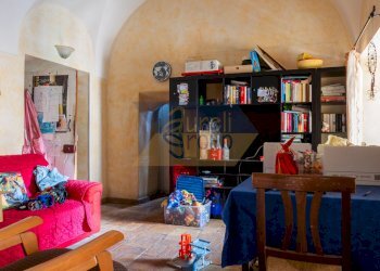 Interno - Locale Commerciale Via Nazario Sauro, Genzano di Roma - foto 23