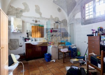 Interno - Locale Commerciale Via Nazario Sauro, Genzano di Roma - foto 25