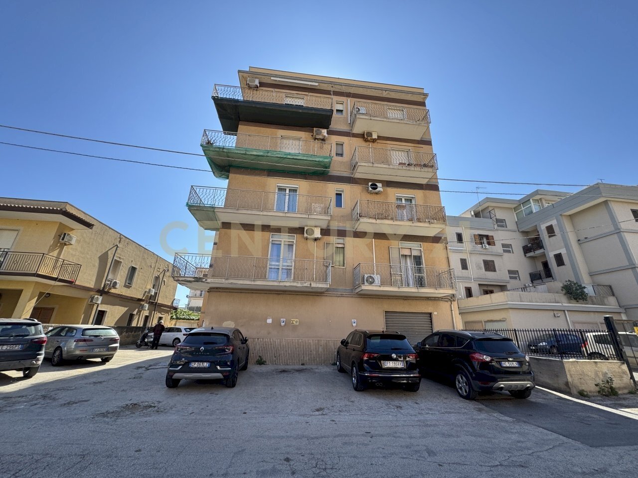 IMG_1853.jpg - Box Via Carlentini 4, Siracusa - foto 1