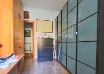 camera da letto - Trilocale Via Lupoli 1, Taranto - foto 17