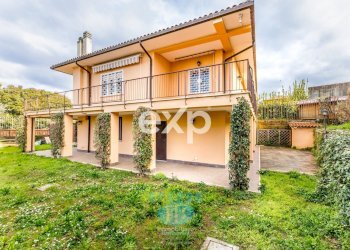 Four-room apartment Grottaferrata - photo 1