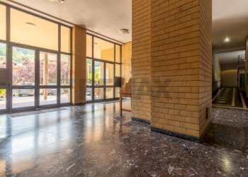 Monolocale Piazza Dante, 7 
 Valdilana, Valdilana - foto 5