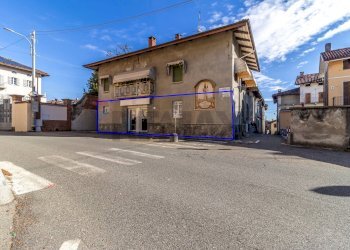 Shop Piazza San Bernardo delle Alpi, 34/A 
 Barazzetto, Biella - photo 1