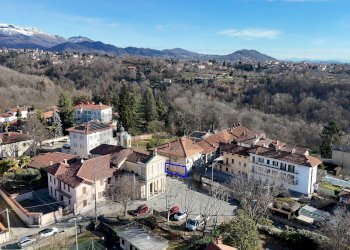 Shop Piazza San Bernardo delle Alpi, 34/A 
 Barazzetto, Biella - photo 29