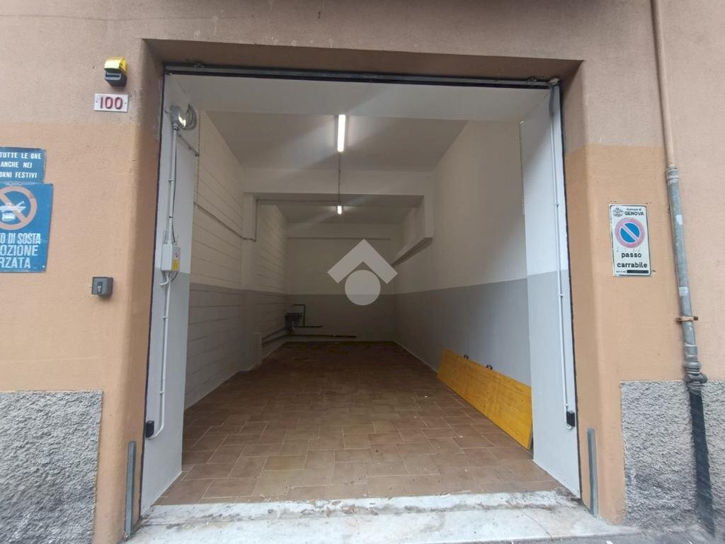 Box Via Vado, Genova (zona Sestri Ponente) - foto 1