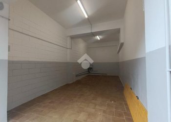 Box Via Vado, Genova (zona Sestri Ponente) - foto 2