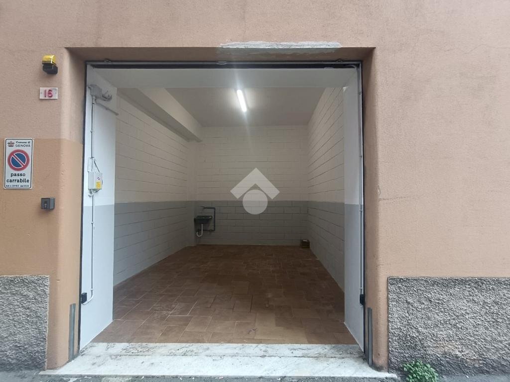 Box Via Monfalcone, Genova (zona Sestri Ponente) - foto 3