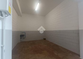 Box Via Monfalcone, Genova (zona Sestri Ponente) - foto 2