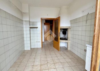 Porzione di casa Via zambonini, Montelabbate - foto 1