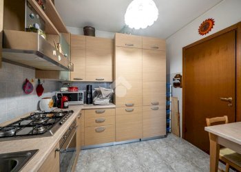 Three-room apartment Via Carlo Alberto dalla Chiesa, San Polo d'Enza - photo 10