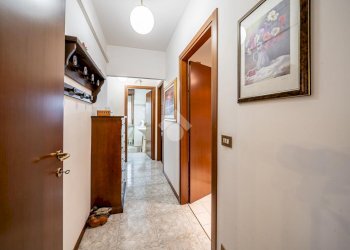 Three-room apartment Via Carlo Alberto dalla Chiesa, San Polo d'Enza - photo 17