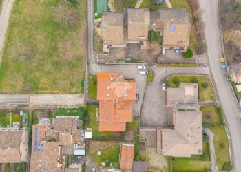 Three-room apartment Via Carlo Alberto dalla Chiesa, San Polo d'Enza - photo 47