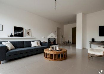Three-room apartment Viale D. Alighieri, Galliate - photo 5
