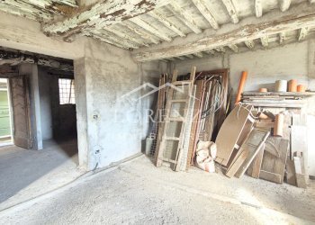 Townhouse hamlet Colle Di Compito, Capannori - photo 11