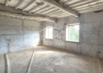 Townhouse hamlet Colle Di Compito, Capannori - photo 12