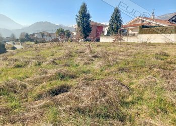 Building land via carlo alberto snc, Barge - photo 5