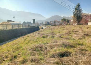 Building land via carlo alberto snc, Barge - photo 6