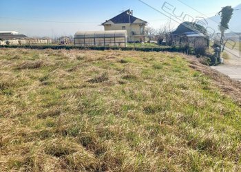 Building land via carlo alberto snc, Barge - photo 8